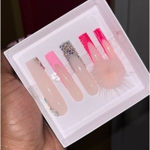 “Barbie” Press on nails